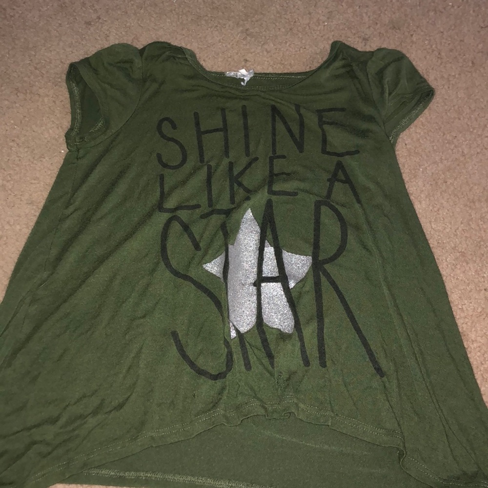 Green tee top
